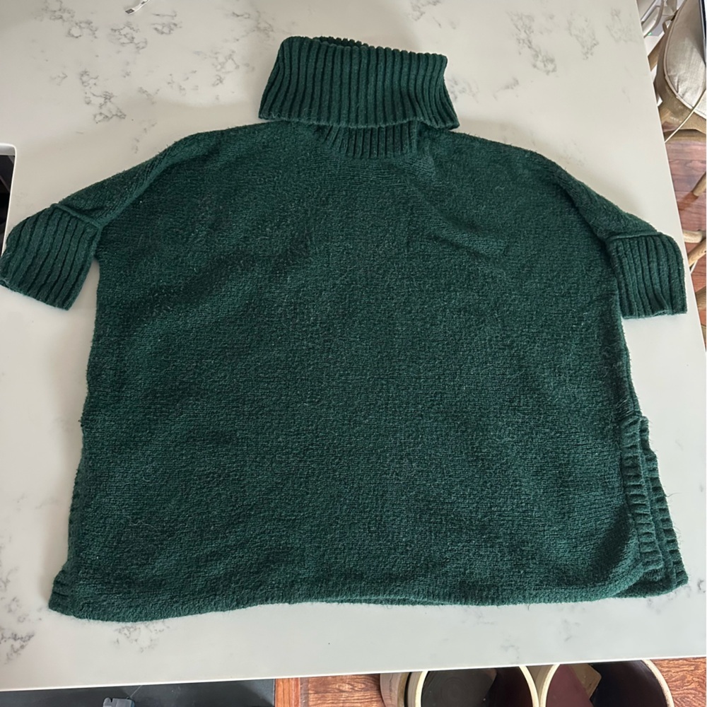 Lou & Grey Loft Green Oversized Poncho Sweater Size S- C34
